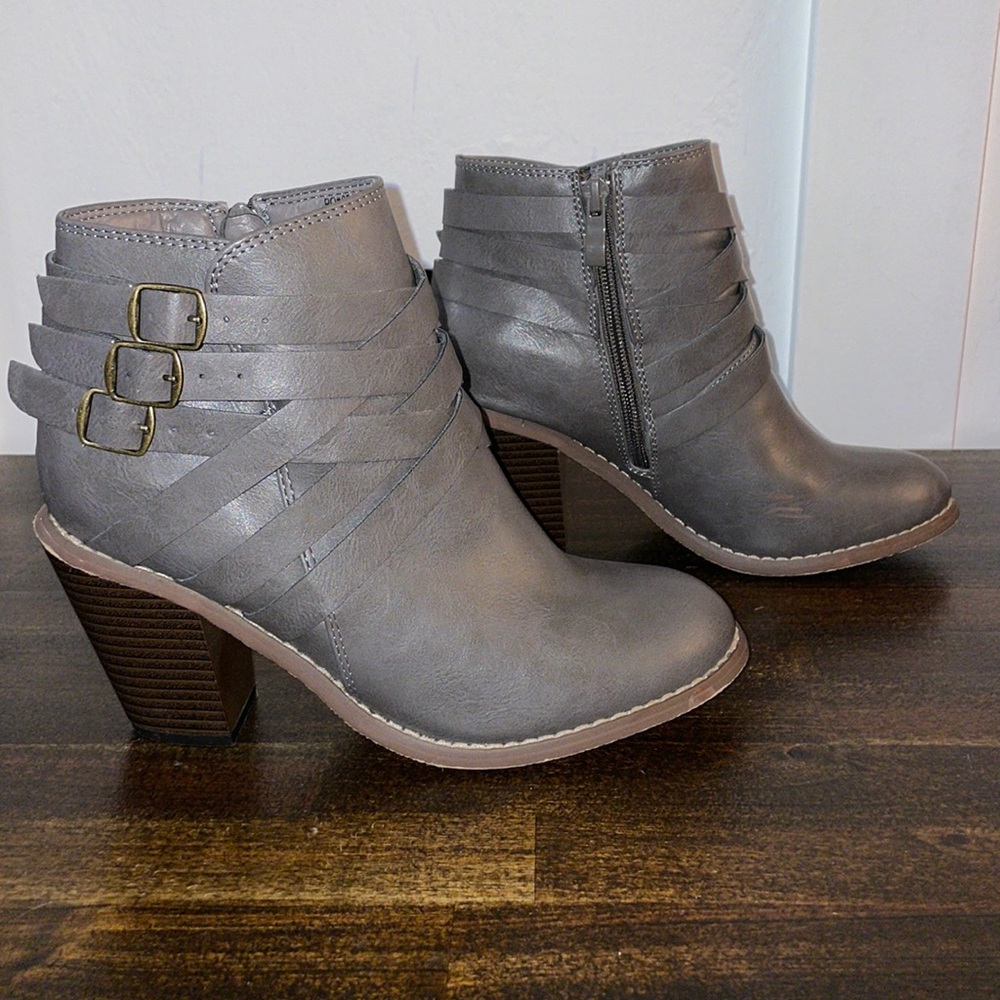 Heeled Ankle Boots - Picture 2 of 8